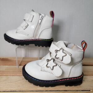 Wonder Nation Toddler Girls Star Buckle Boot - Size 8